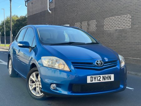 TOYOTA AURIS 1.6 V-Matic TR Euro 5 5dr