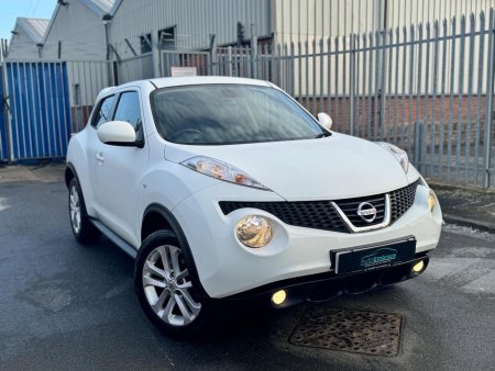 NISSAN JUKE 1.6 DIG-T Tekna Euro 5 5dr