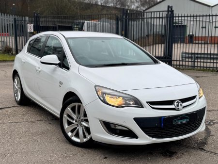 VAUXHALL ASTRA 1.6 16v SRi Euro 5 5dr